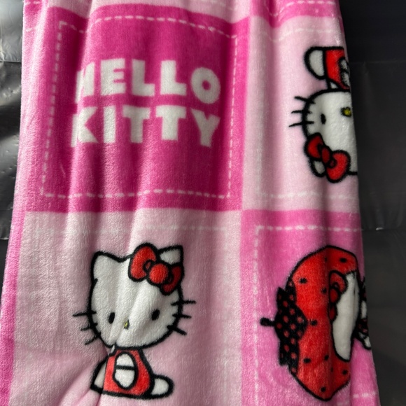 Hello Kitty Cloud Throw Blanket - Strawberry & Lemon Head, 60"x70" - Picture 3 of 4